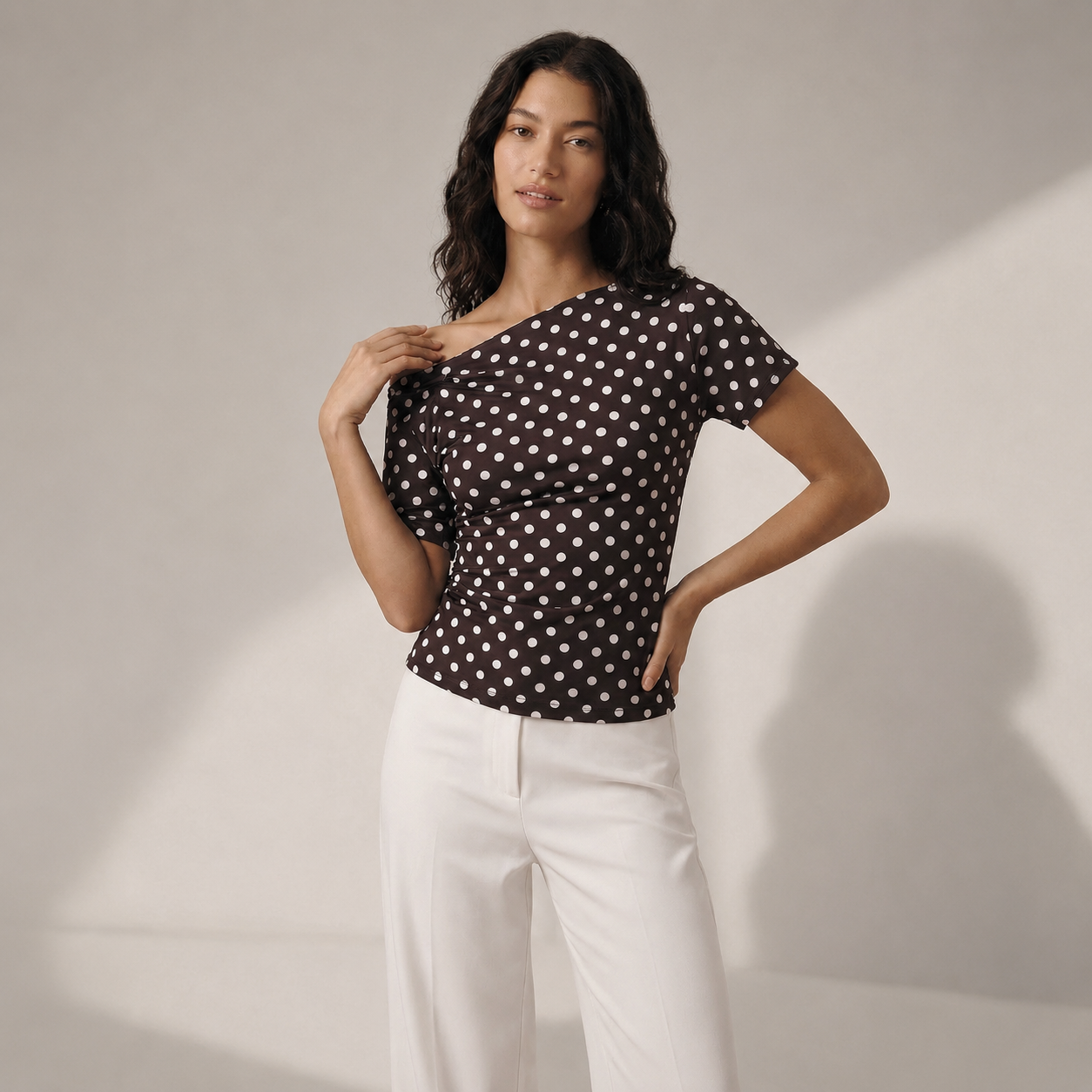 The Lauratilo Shoulder Top