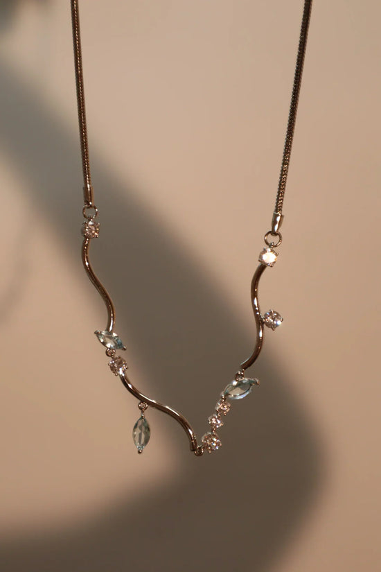 Lauratilo Necklace ✨